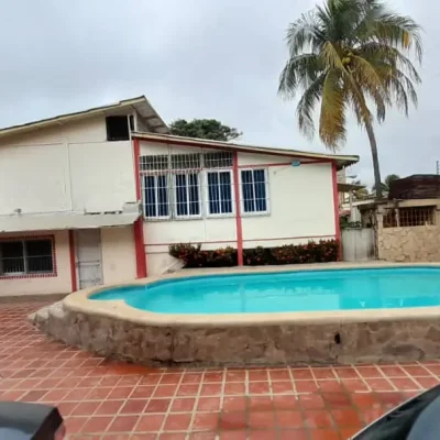 Posada con piscina, Alquiler Vacacional en Venezuela - Casa de hospedaje con piscina para turistas